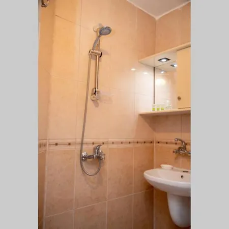 Convenient 1-bedroom Flat Next To Harmanite Созополь