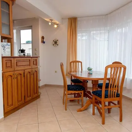 Апартаменты Convenient 1-bedroom Flat Next To Harmanite Созополь