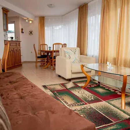 Convenient 1-bedroom Flat Next To Harmanite