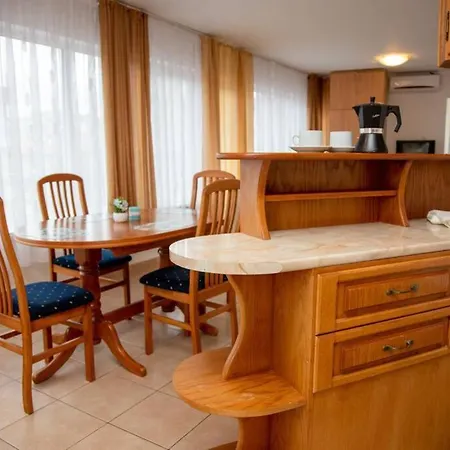 Convenient 1-bedroom Flat Next To Harmanite Апартаменты Созополь